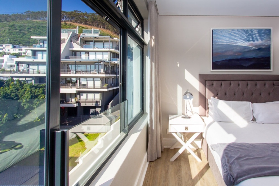 2 Bedroom Property for Sale in Sea Point Western Cape
